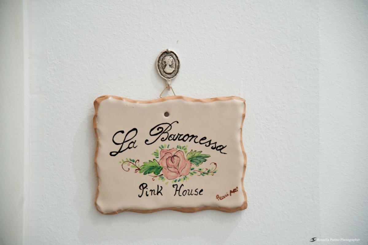 La Baronessa Villa Tiggiano Room photo