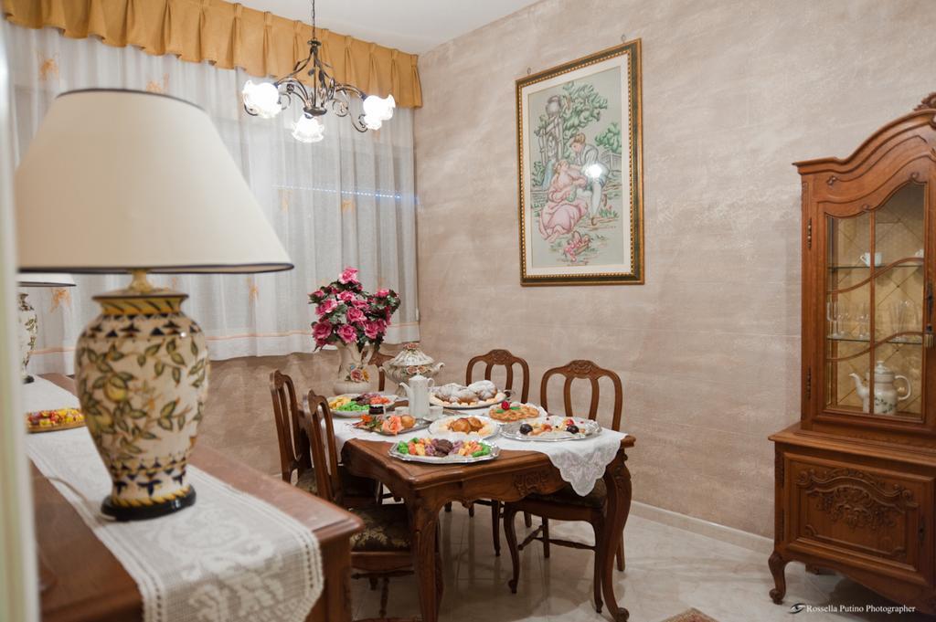 La Baronessa Villa Tiggiano Room photo