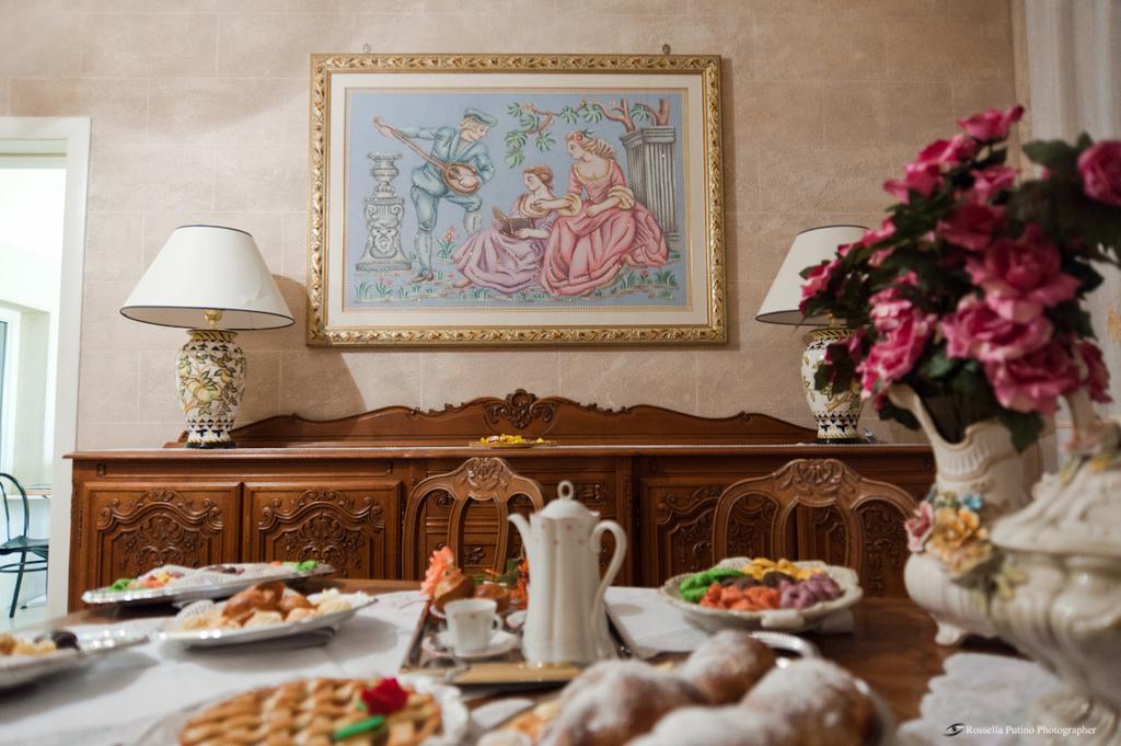 La Baronessa Villa Tiggiano Room photo